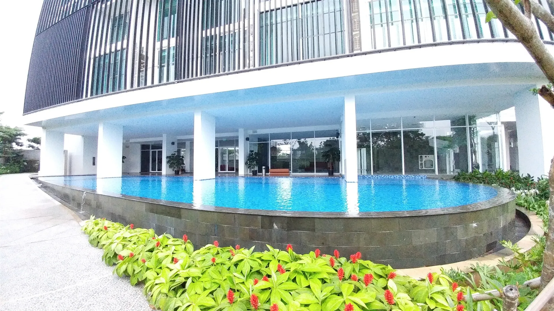 Satu8 Residence - Modern Luxury Apartment